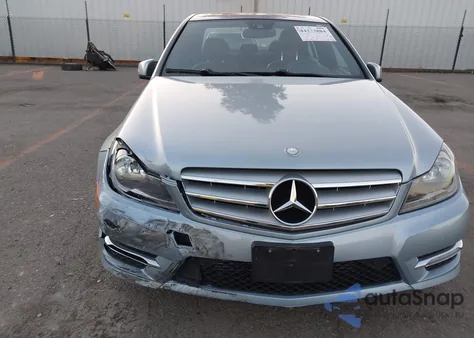 2013 Mercedes-Benz C 250 Sport from USA, damaged, VIN WDDGF4HB8DR261619